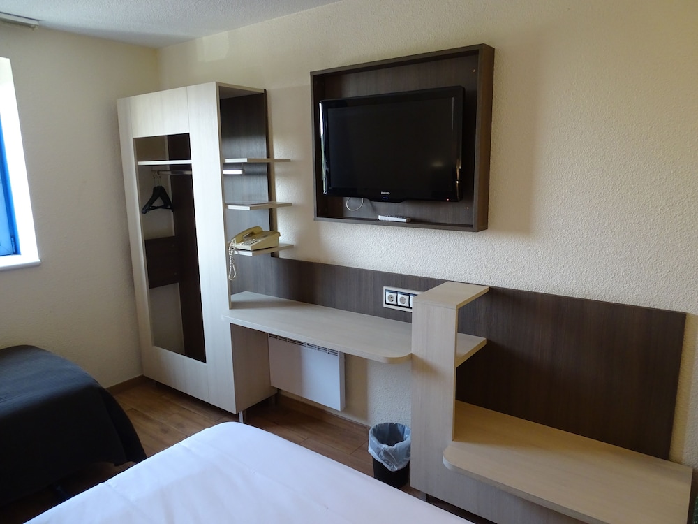 Double Room - Photo 3