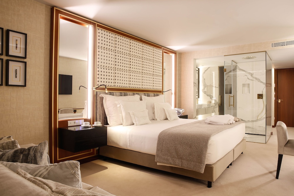 Premium Double or Twin Room (Plus)