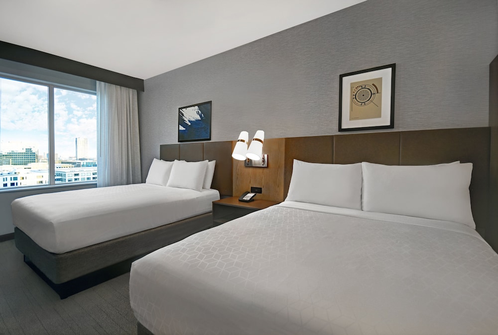 Suite, 1 Bedroom, Accessible Bathtub, Kitchen (Communications) - Photo 3