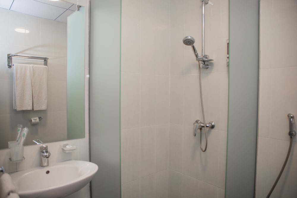 Deluxe Double or Twin Room, 1 Bedroom photo 3