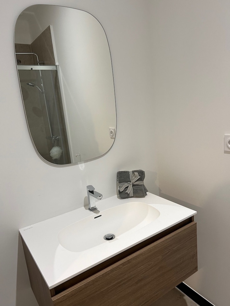 Luxury House photo 2