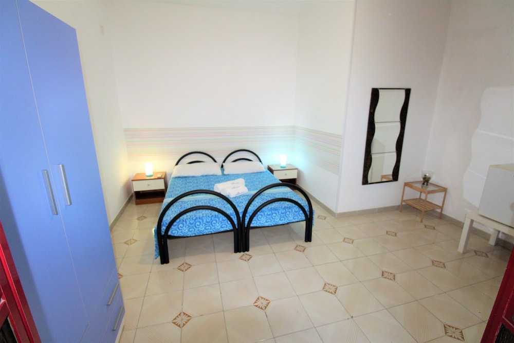 Economy Room photo 1