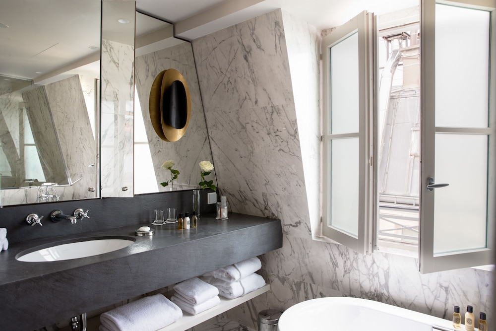 Suite Club With Terrace photo 3