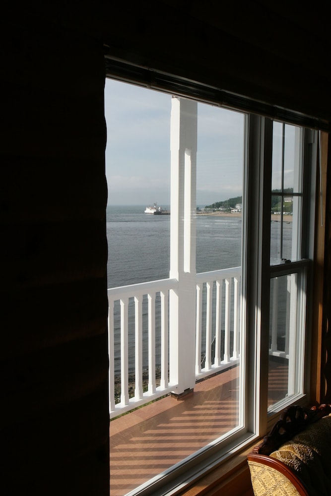 Chalet, 1 Bedroom with Queen Size Beds photo 1