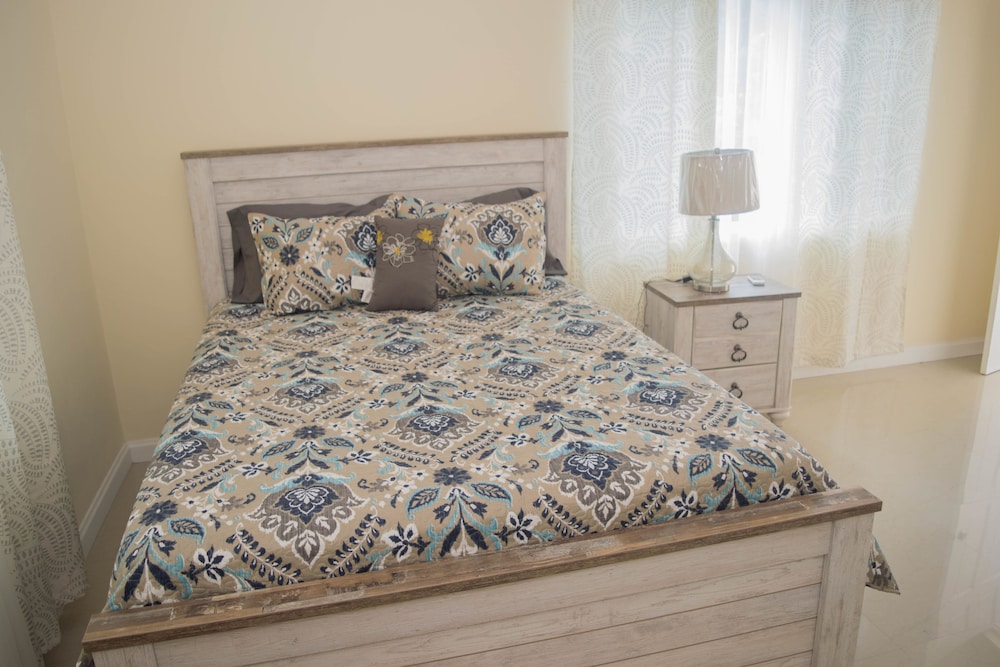 Standard Apartment, 1 Queen Bed, Non Smoking photo 1
