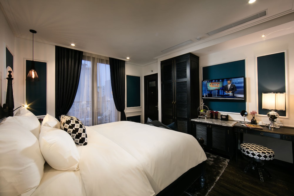Suite - Photo 6