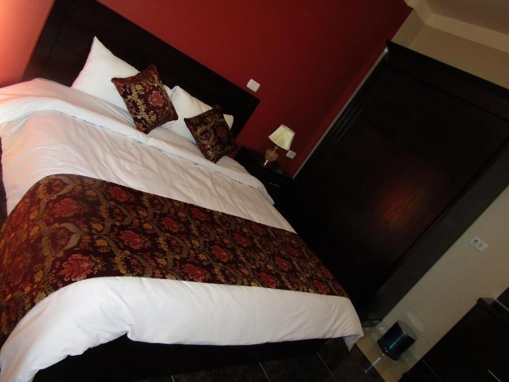 Basic Double Room photo 2