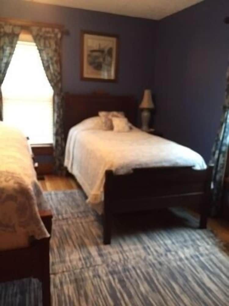 Triple Room, Private Bathroom (Le Colour Bleu) photo 2