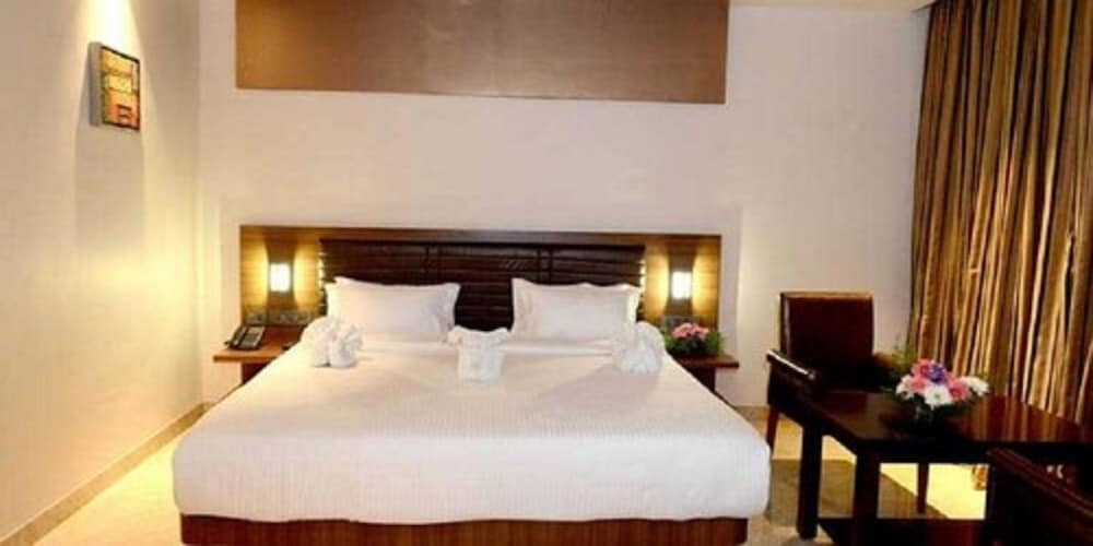 Superior Room, 2 Twin Beds, Non Smoking, Bathtub photo 2