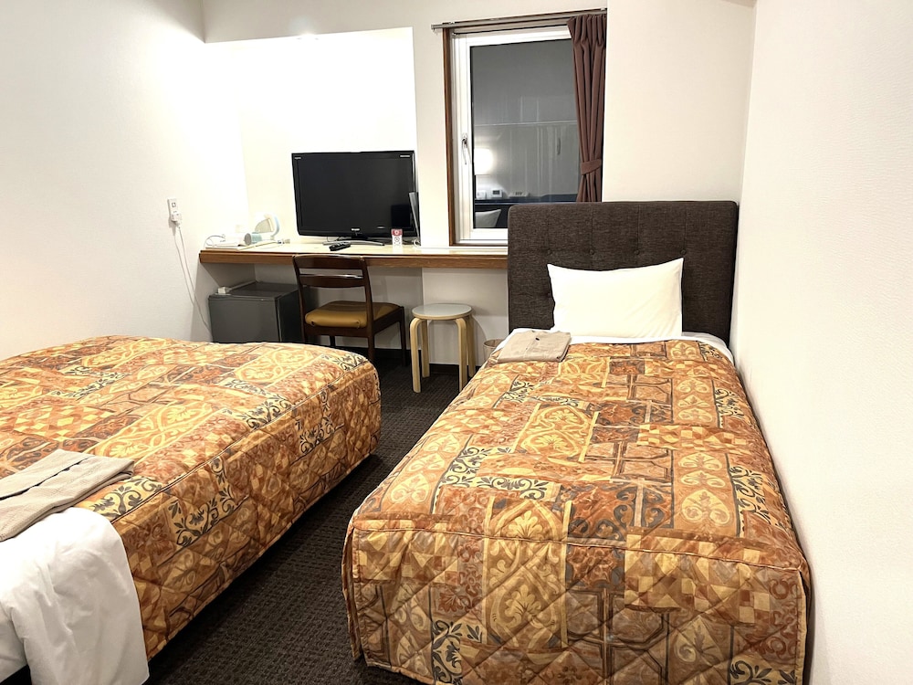 Twin Room, Non Smoking photo 3