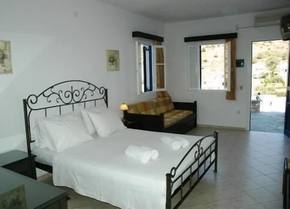 Family Triple Room photo 2