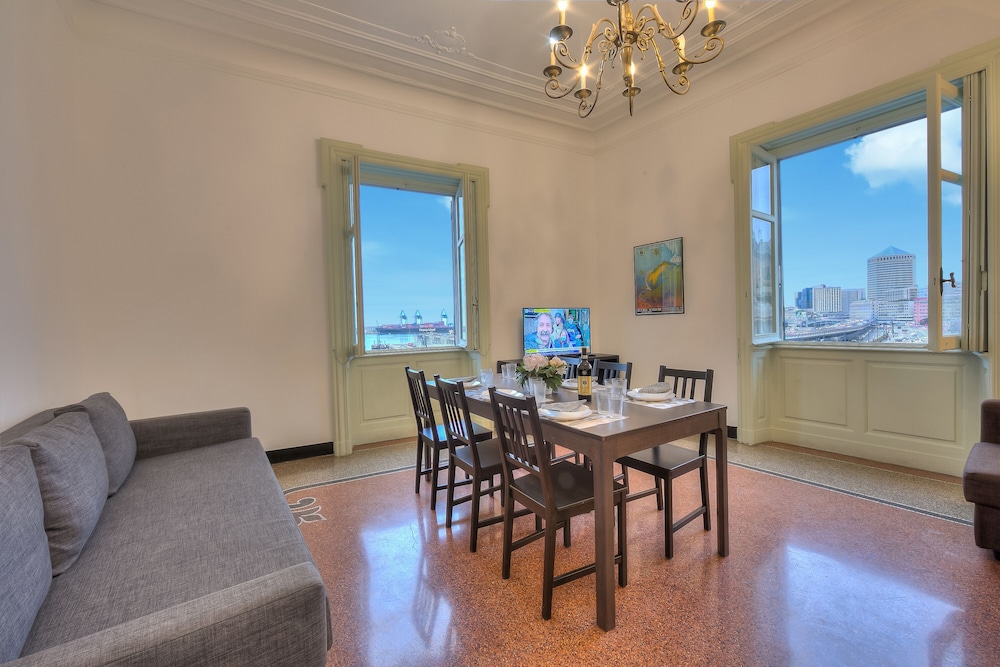 Family Apartment, 3 Bedrooms (I Marinai - In The City Of Genoa)