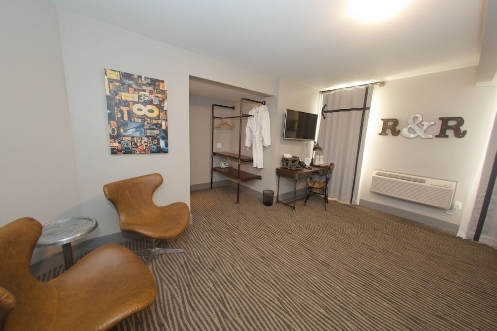 Classic Room, 2 Double Beds, Non Smoking photo 2