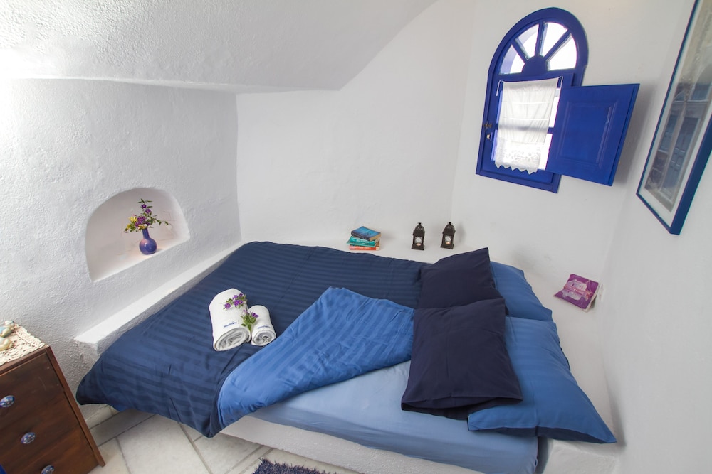 Grand Villa, 3 Bedrooms, Private Pool, Sea View (Villa Agis)