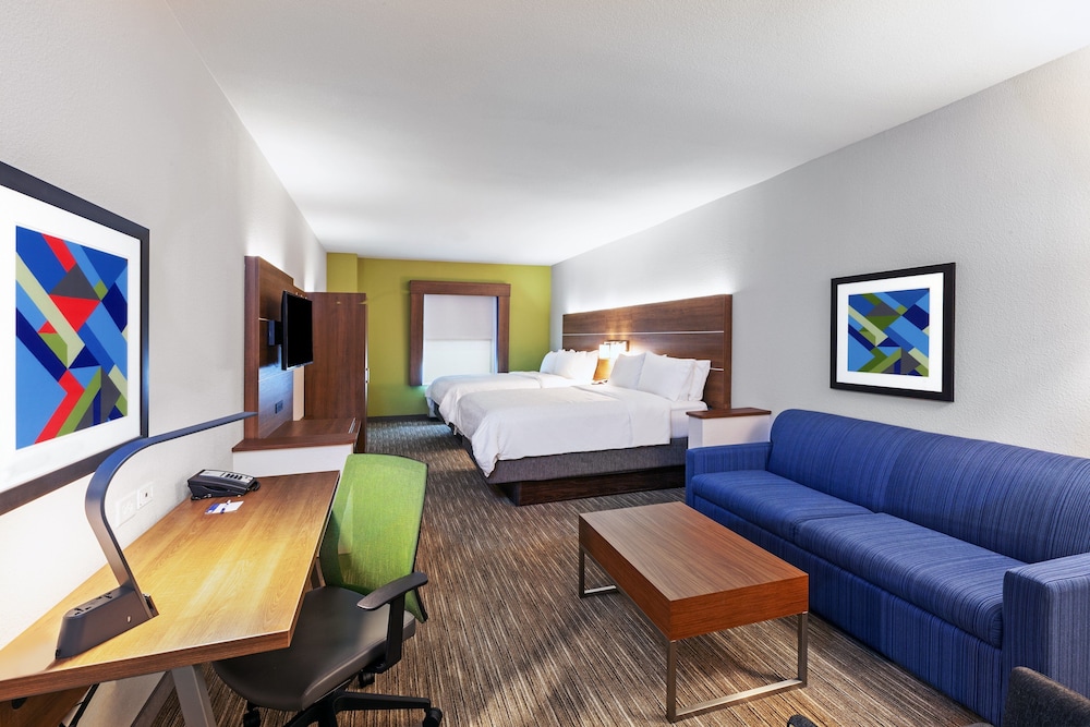 Suite, 2 Queen Beds (Additional Living Area) - Photo 1