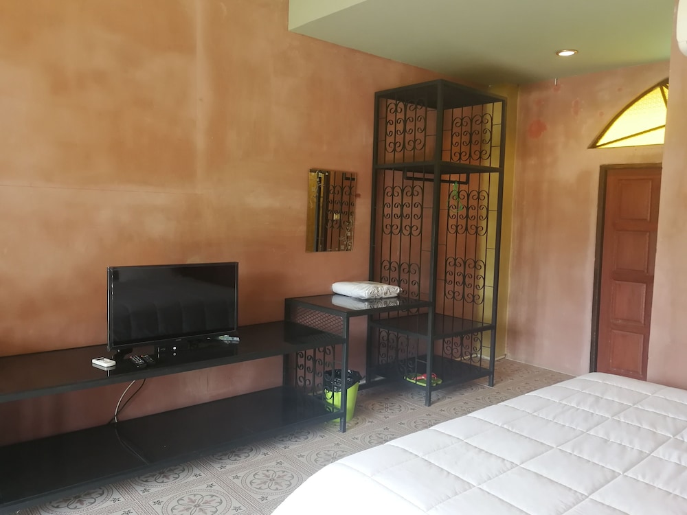 Standard Room photo 2