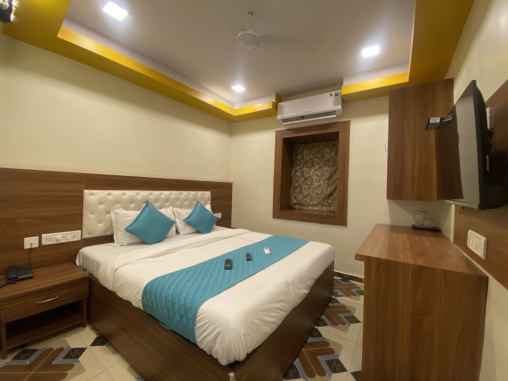 Deluxe Room - Photo 1