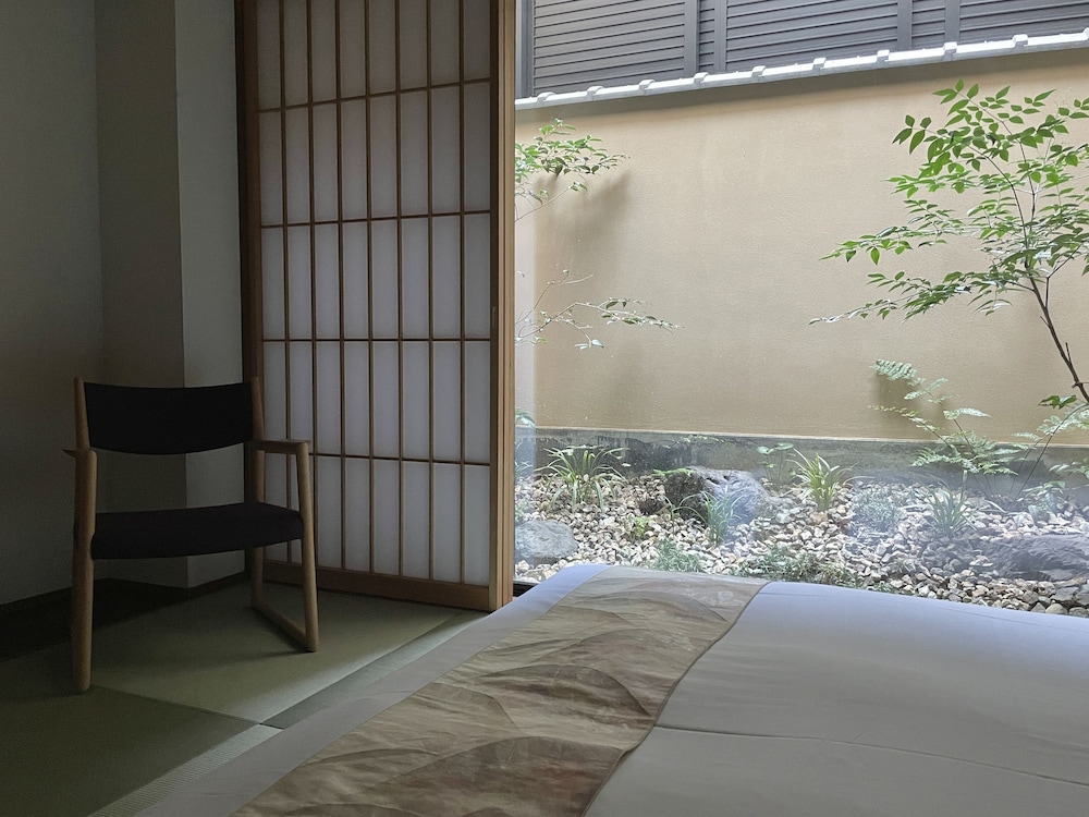 Comfort Garden Room, Non Smoking photo 3