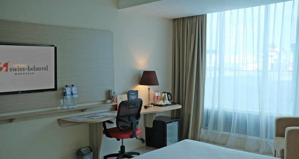 Deluxe Twin Room, City View
