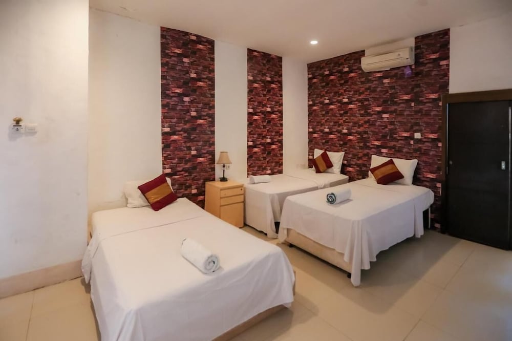 Triple Room, Pool View