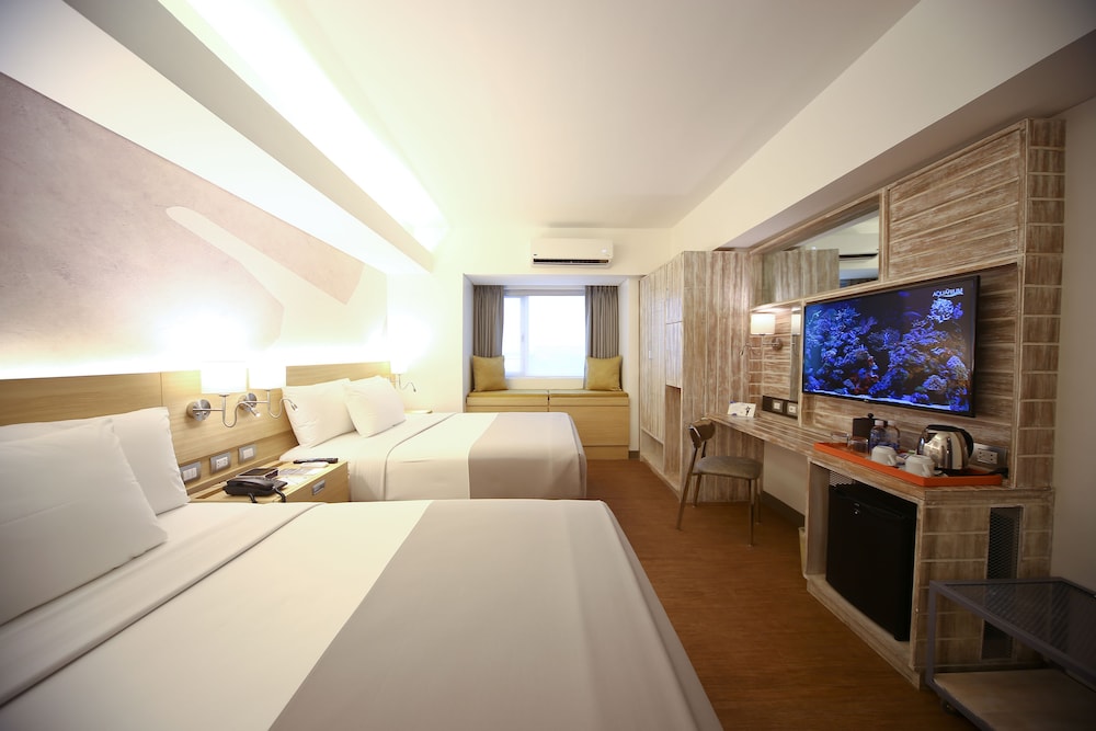 Room, 2 Queen Beds, Non Smoking (Cityscape TRYP)