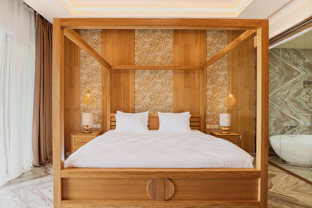 Deluxe Double Room, Balcony, Mountain View