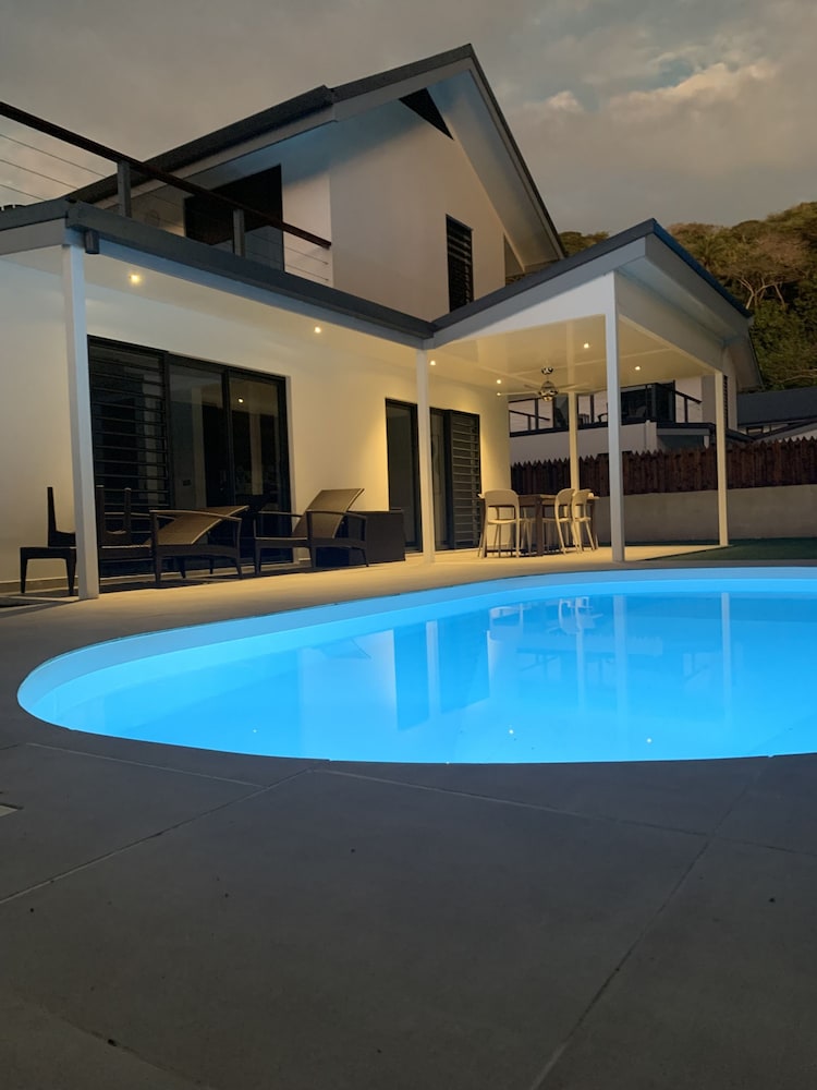 Villa, Smoking