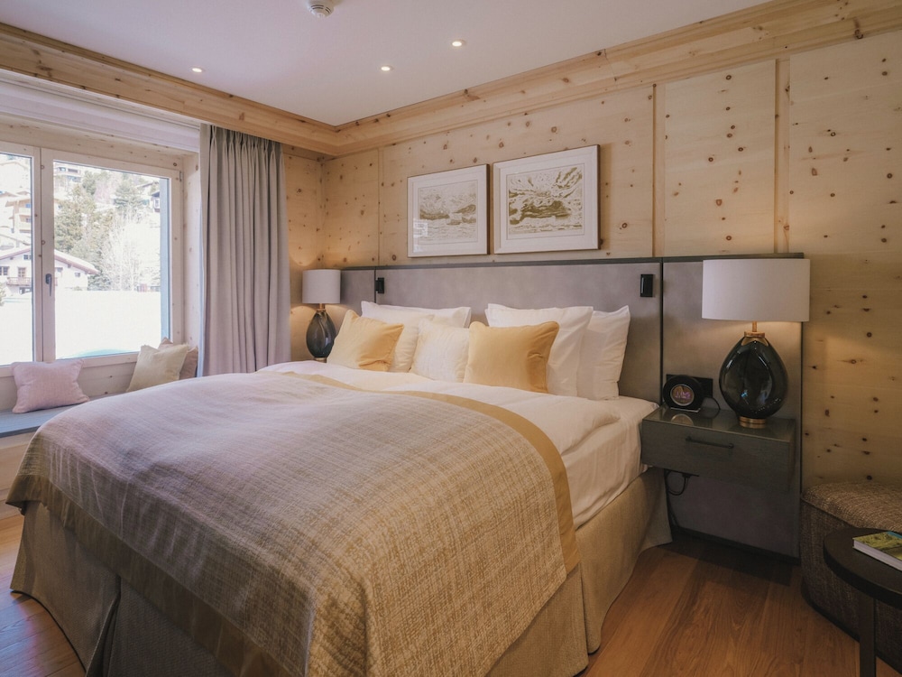 Piz Nair Suite