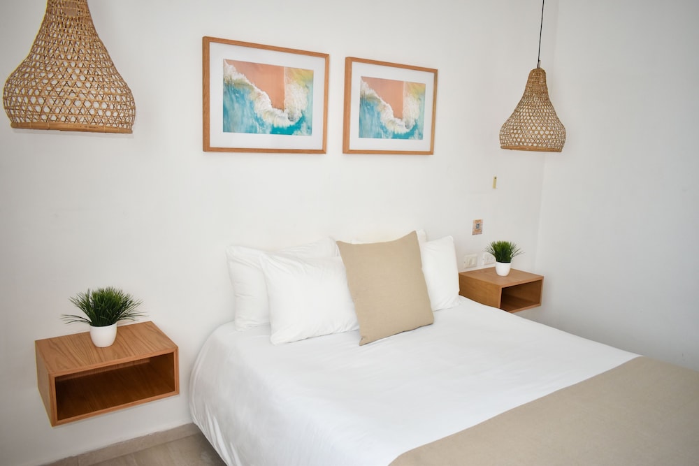 Deluxe Double Room, 1 Queen Bed - Photo 3