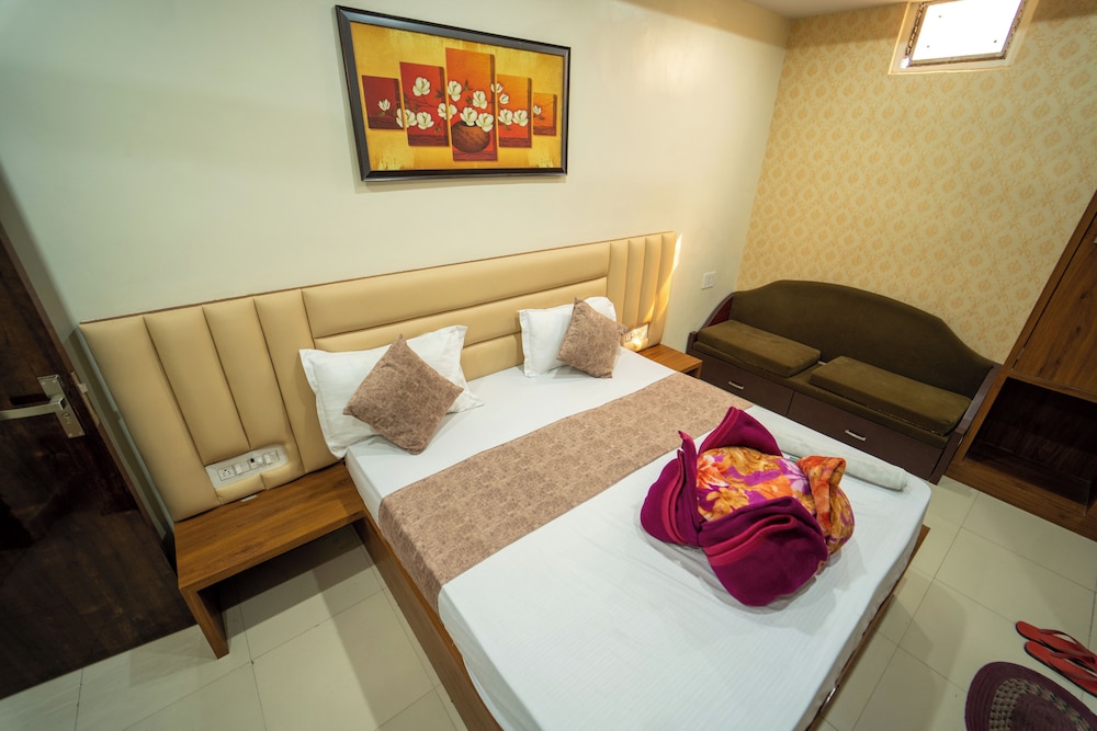 Deluxe Triple Room photo 3