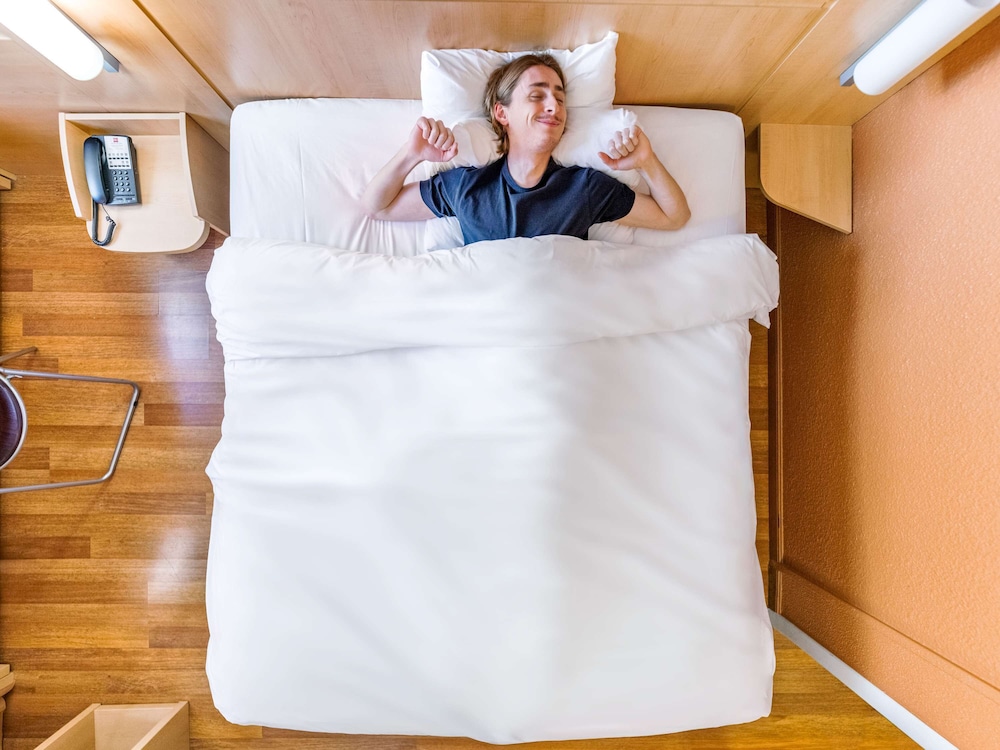 Standard Room, 1 Double Bed - Photo 8