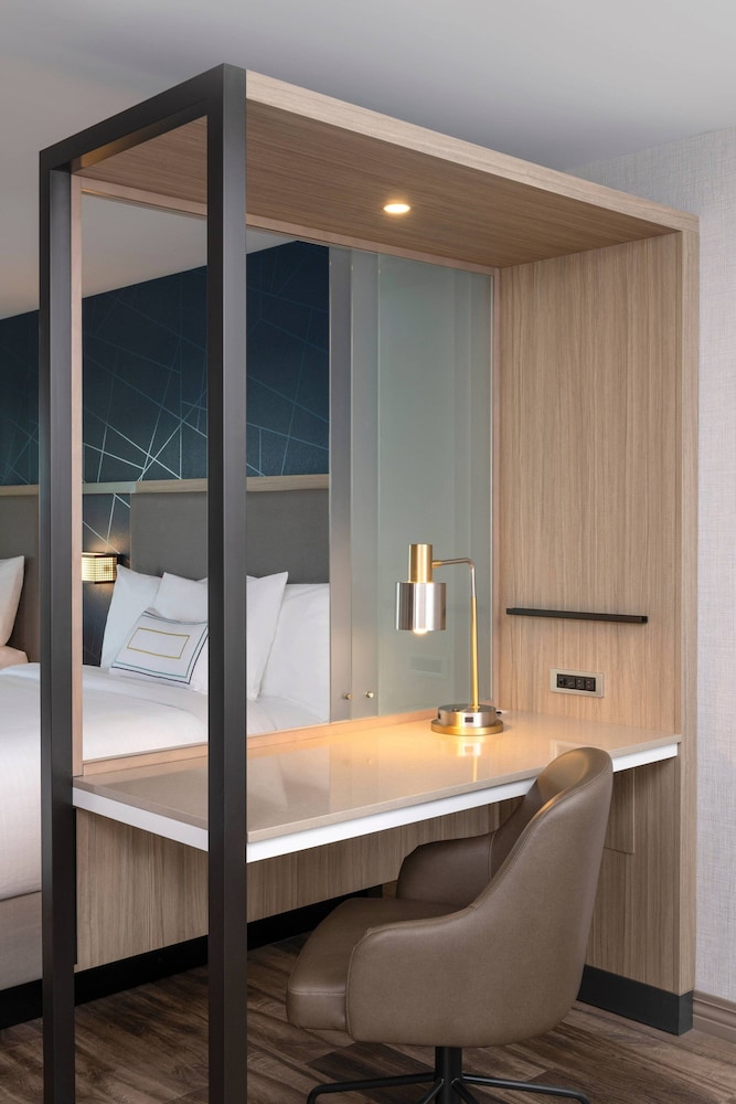 Studio Suite, 1 King Bed - Photo 3
