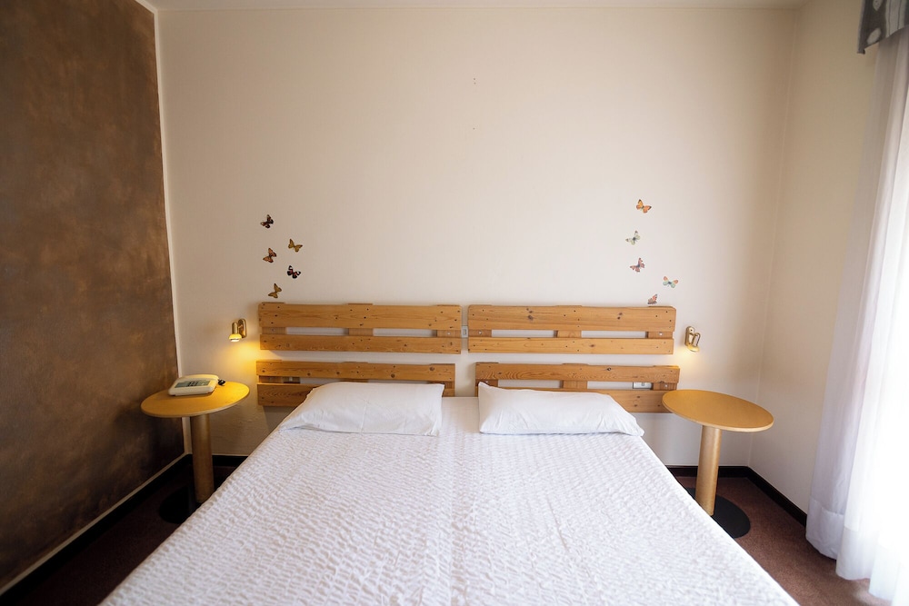 Classic Double Room photo 2