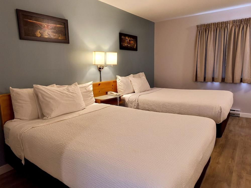 Basic Double Room, 2 Double Beds, Kitchenette photo 1