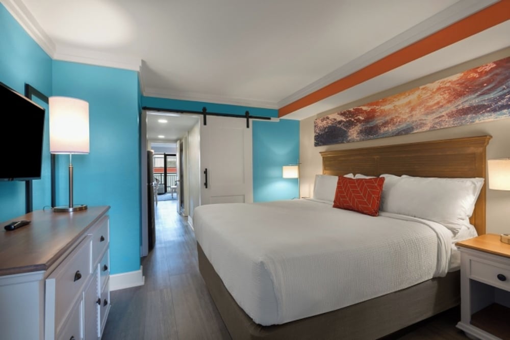 Oceanfront King Suite Restricted View - Photo 1