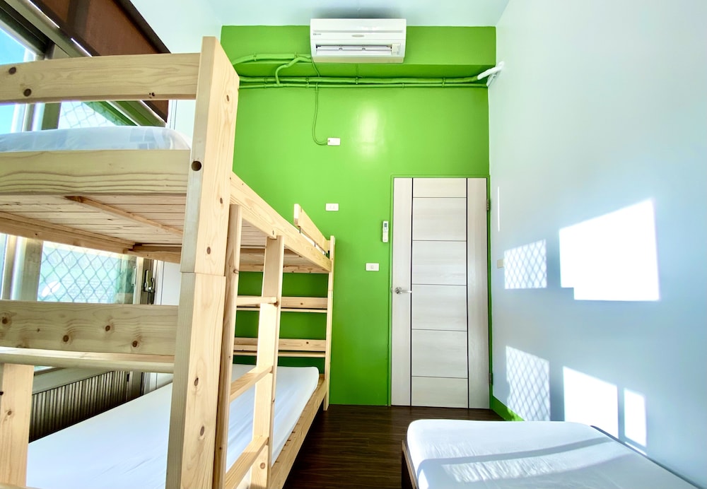 Basic Triple Room photo 1