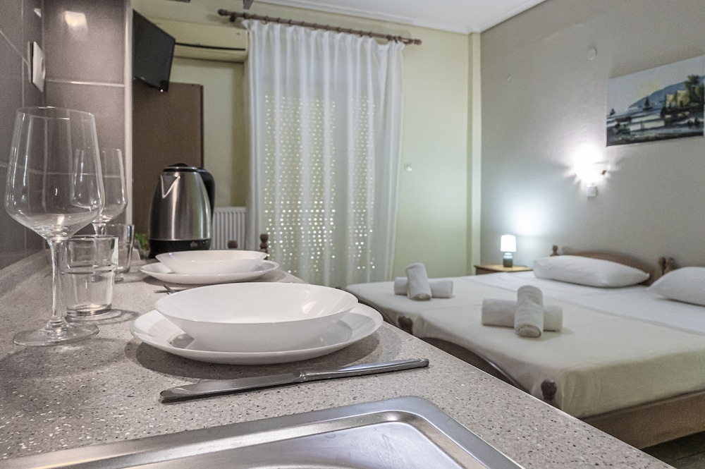Basic Double Room - Photo 9