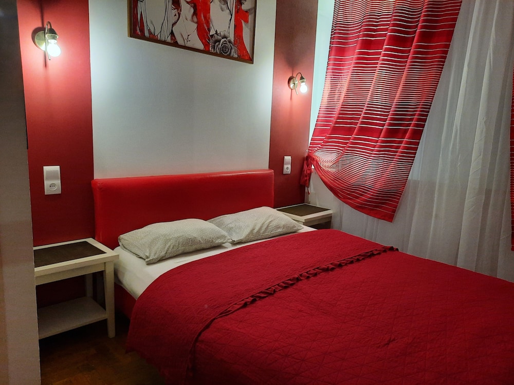 Basic Double Room, Courtyard View (6) - Photo 1