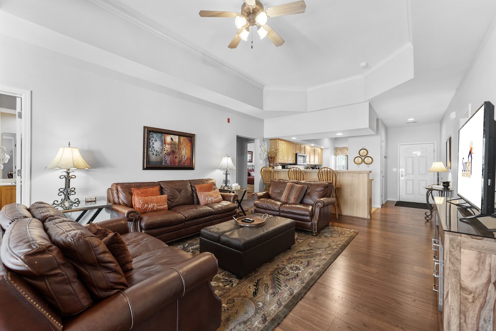 Condo, 4 Bedrooms