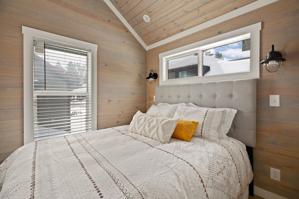 Cabin photo 1