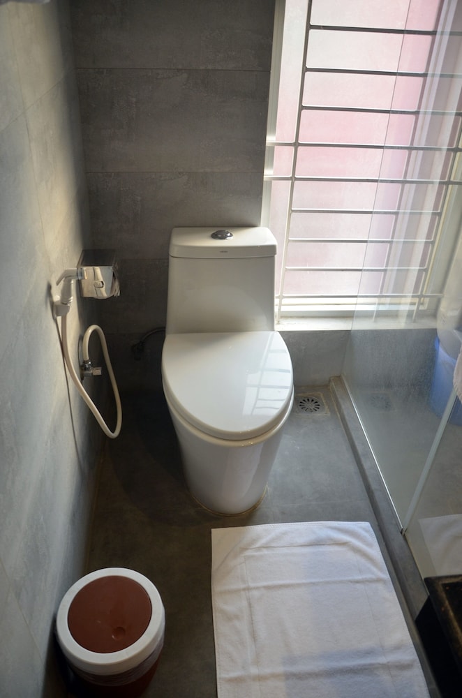 Deluxe Twin Room - Photo 6