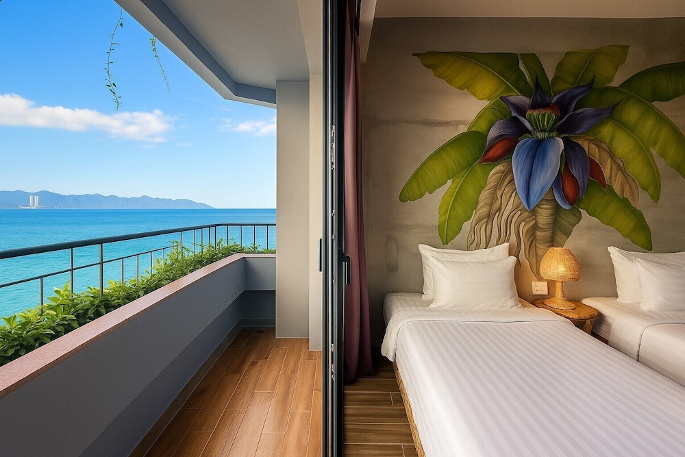 Deluxe Room, Sea View - Photo 1