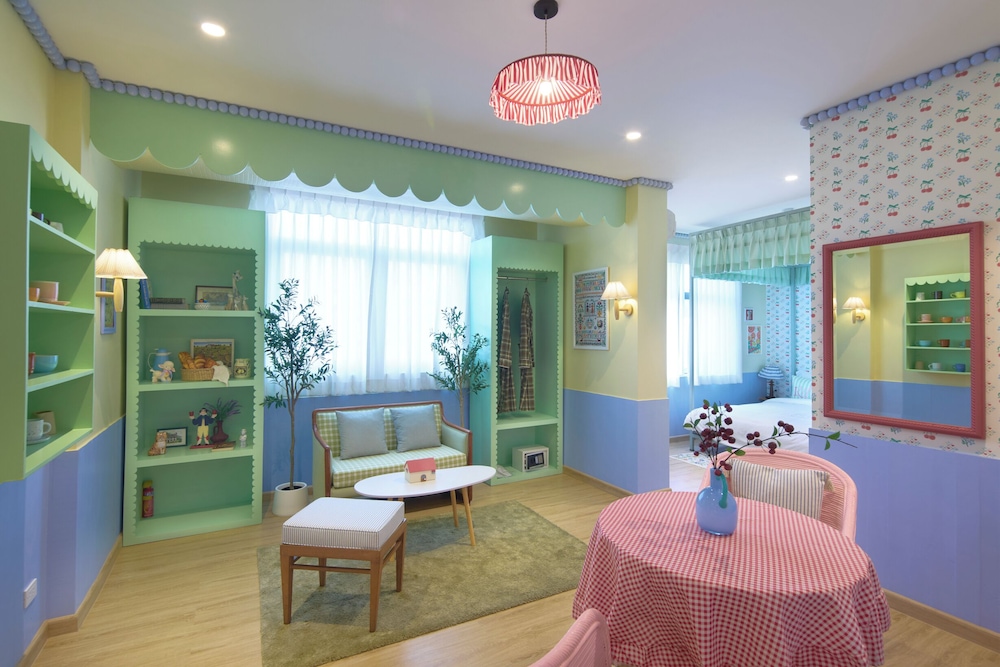 Suite, 1 King Bed