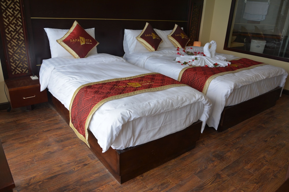 Family Triple Room, Balcony, Valley View