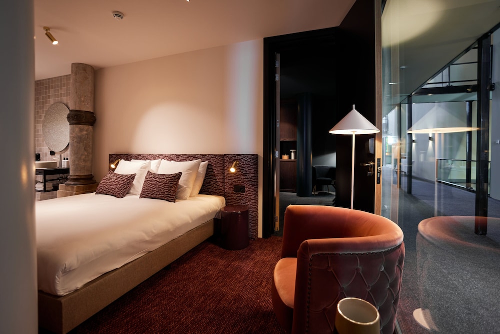 Royal Double Room