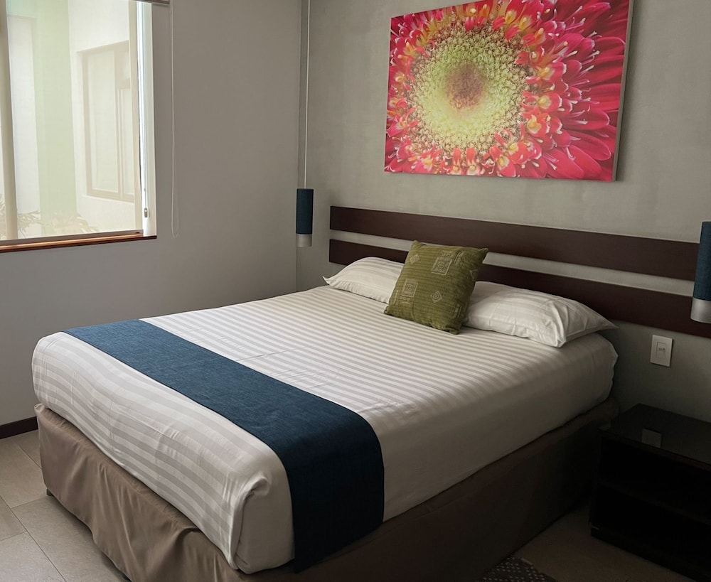 Superior Room, 1 Queen Bed