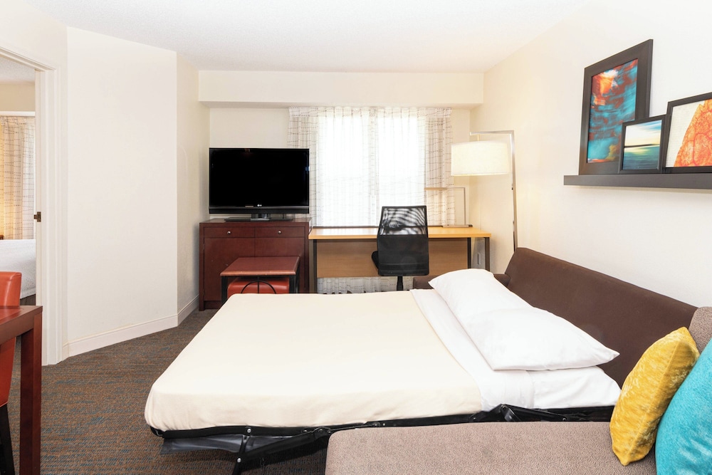 Suite, 1 Bedroom - Photo 4