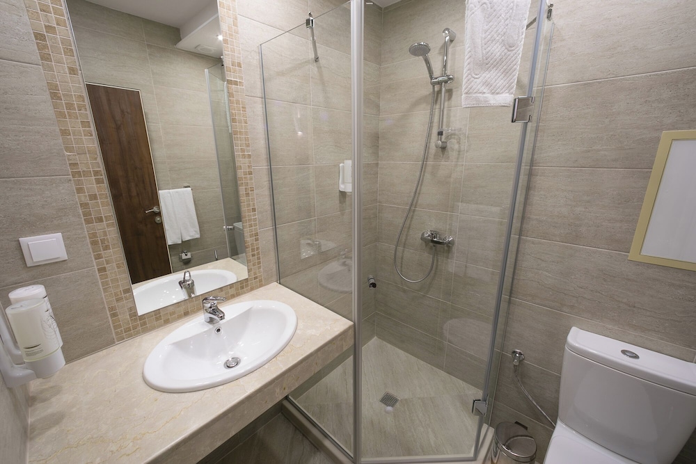 Deluxe Double Room, City View photo 2