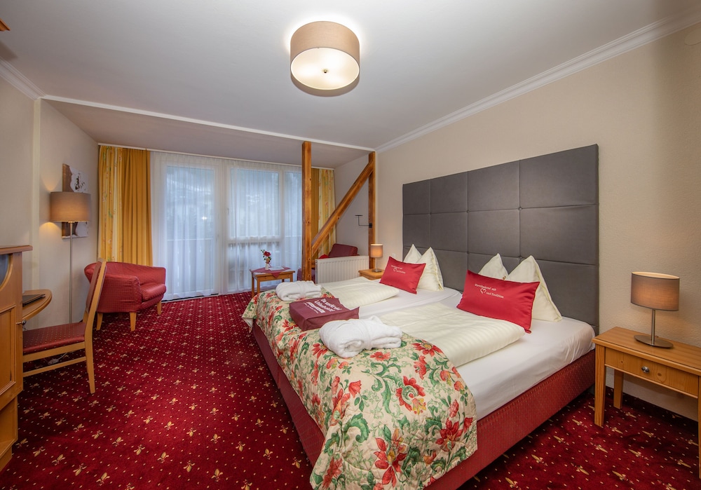 Standard Double Room, Balcony, Mountain View photo 2