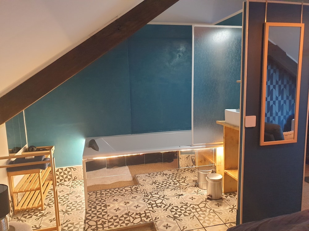 Double Room, Private Bathroom (AIR) photo 3